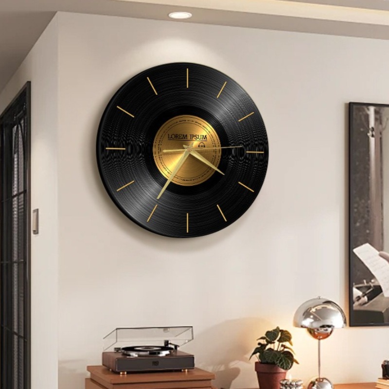 ساعة حائط عتيقة مع إضاءة لغرفة - مراجعة Luxury Lifestyle Watches وسعره